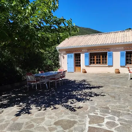 Maison Lou Paradou